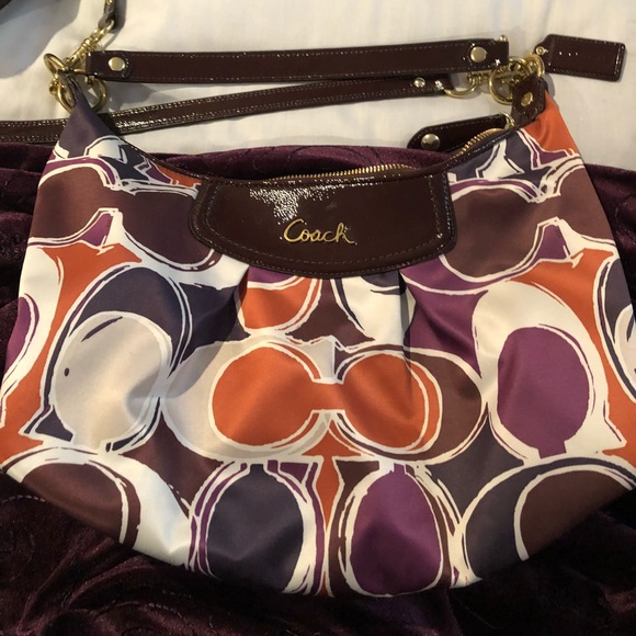 Coach bag, new w tag not attached - Picture 1 of 2
